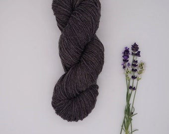 Hand Dyed pure Merino Sockyarn - Classic Sock DK "Dark Viola" 100g - naturally dyed, organic wool, non-superwash, plastic free