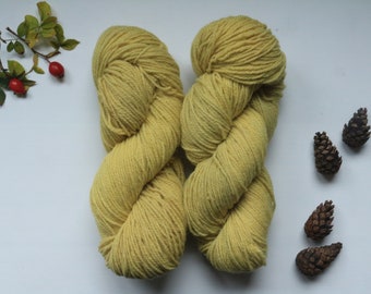 Merino Sport Yarn "Goldenrod" 100g - naturally dyed, organic wool, non-superwash, plastic free