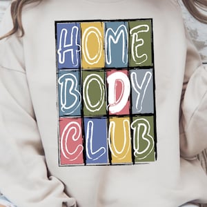 The Homebody Club Png, Trendy Png, Arte murale stampabile, Introverso Png, Autostima Png, Salute mentale Png, Maglietta alla moda, Ansia Png, Preppy