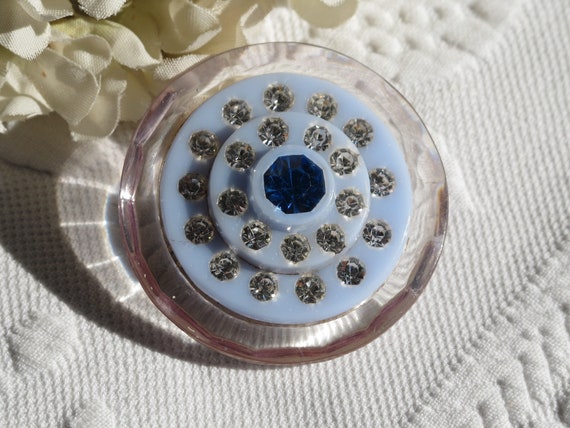 Brooch Pin Faceted Clear & Pale Blue Lucite Blue … - image 3