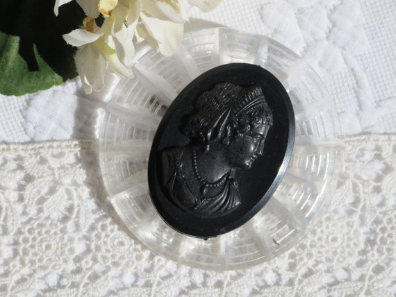 Brooch Pin Large Round Carved Clear Lucite with B… - image 2