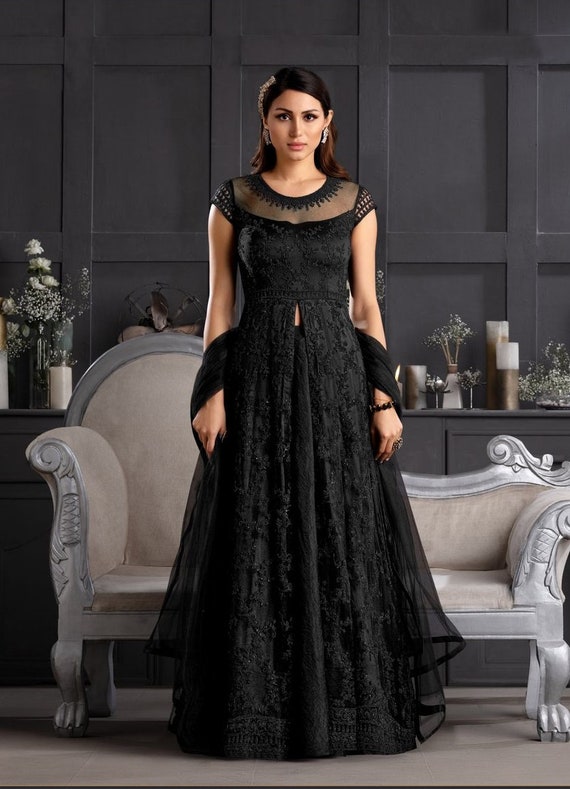 Designer Party Wear Gown Wedding Wear 