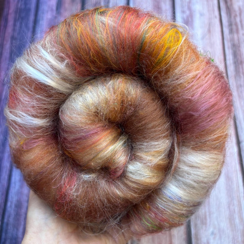 Neutral mixed fibres for spinning and felting. Art batt: merino silk textured nepps tencel. Rose gold beige colours #B5 image 1