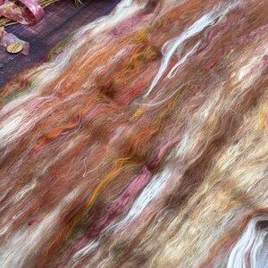 Neutral mixed fibres for spinning and felting. Art batt: merino silk textured nepps tencel. Rose gold beige colours #B5 image 4