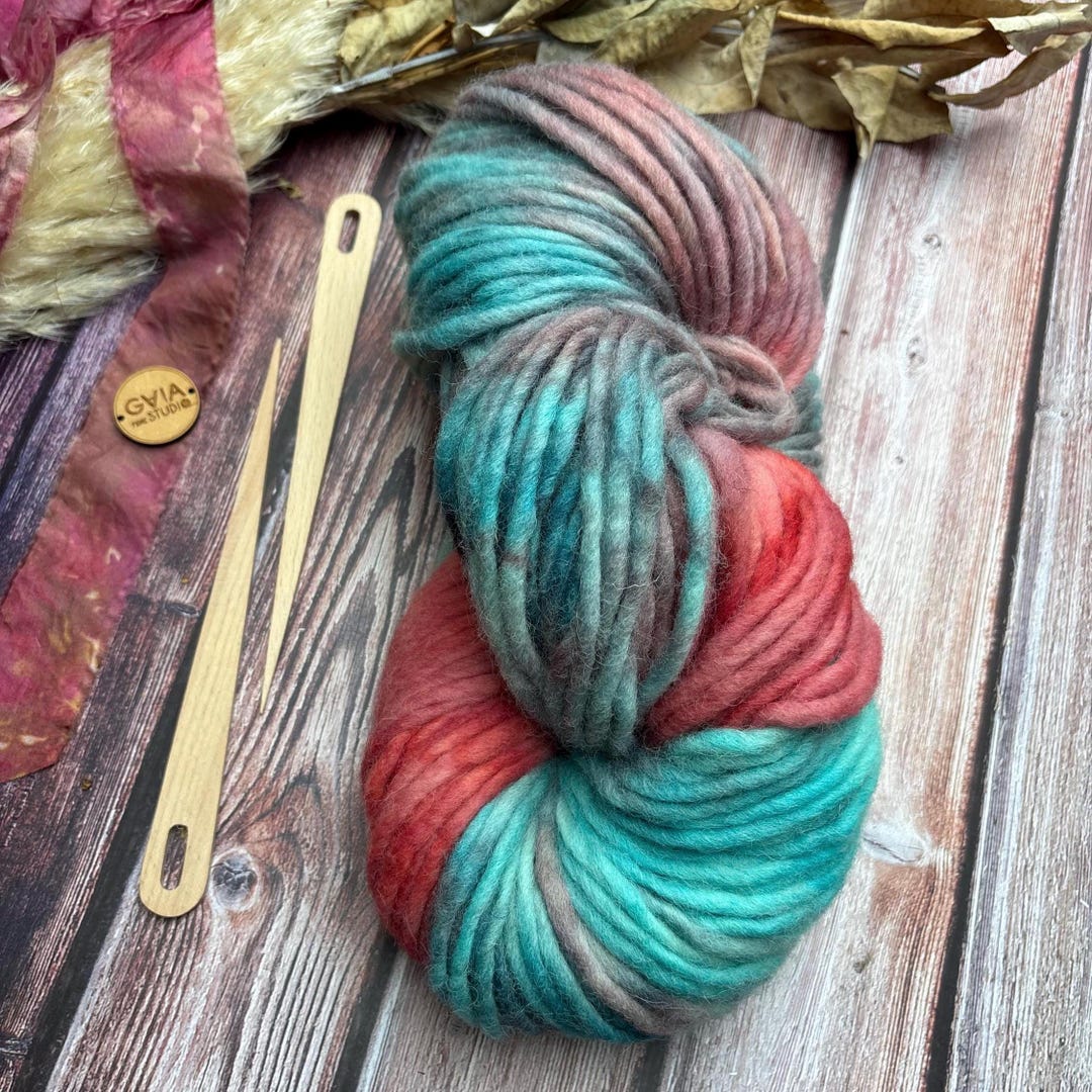 Hand Dyed Cheviot Wool, Super Chunky Yarn - Multicoloured Pencil Roving ...