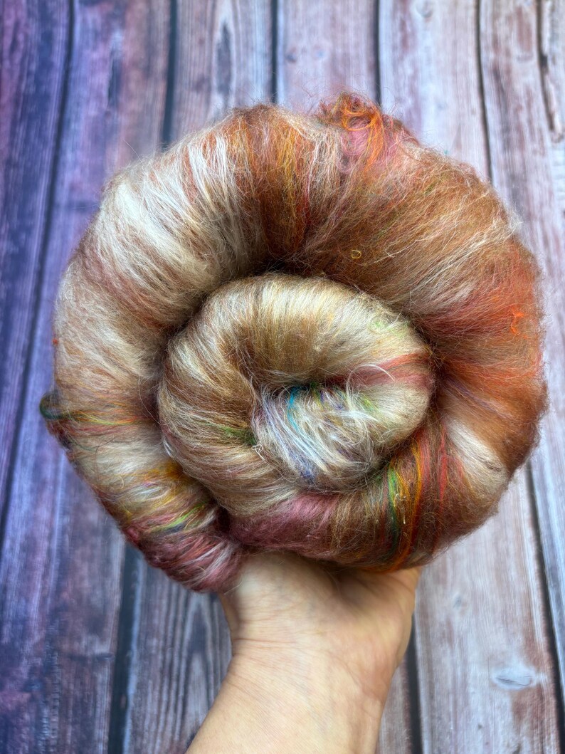 Neutral mixed fibres for spinning and felting. Art batt: merino silk textured nepps tencel. Rose gold beige colours #B5 image 3
