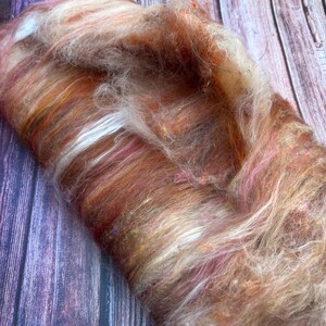 Neutral mixed fibres for spinning and felting. Art batt: merino silk textured nepps tencel. Rose gold beige colours #B5 image 6