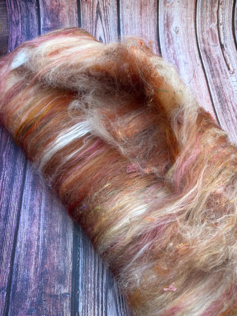 Neutral mixed fibres for spinning and felting. Art batt: merino silk textured nepps tencel. Rose gold beige colours #B5 image 6