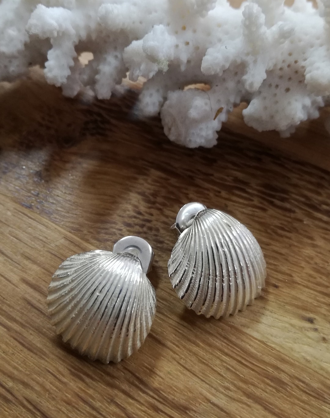 Goldene Boho-Ohrringe Muschel-Design – Strandschmuck, Ohrstecker, 3x2,5 Cm, Geschenk Für Frauen