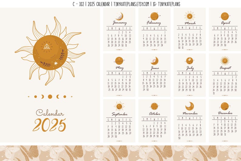 K&ouml;nnte beinhalten: Ein druckbarer Kalender f&uuml;r 2025 mit einem himmlischen Thema. Jeder Monat zeigt ein anderes Himmelsk&ouml;rper, wie Sonne, Mond oder Planet, in einem minimalistischen Stil. Der Kalender ist in einer warmen Farbpalette mit beigefarbenem Hintergrund und goldenen Akzenten gestaltet.