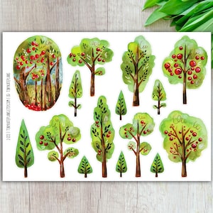 Könnte beinhalten: Ein Bogen mit Aquarellaufklebern mit verschiedenen Baumdesigns. Die Bäume sind hauptsächlich grün mit roten Früchten und braunen Stämmen. Einige Aufkleber sind oval geformt und zeigen eine Waldszene. Der Text "TINY KATE PLANS" ist sichtbar.
