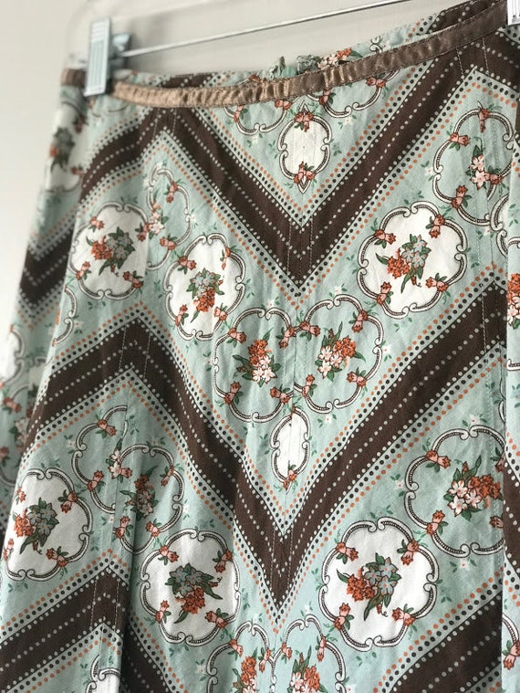 Chevron Floral Skirt - image 2