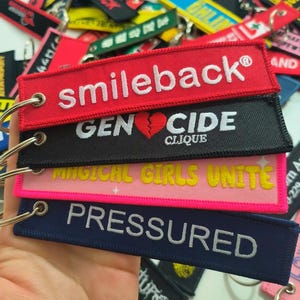 Custom Embroidered Keychain: Personalized Double-Sided Jet Tag