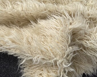 Green Fur remnants scraps Mongolian sheepskin curly hair wool 1 