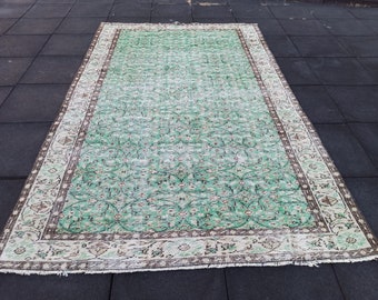 6x9 Green Oushak Rug: Vintage Turkish Floral Wool Rug