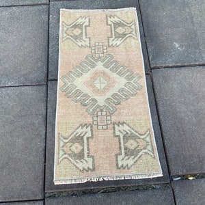 Turkısh Doormat Rug, 1x3 Rug, Small Oushak Rug, Small Area Rug, Red Rug, 2x3 Rug, 1x3 Handmade Rug, 1x3 Tribal Rug, Home Decor Rug