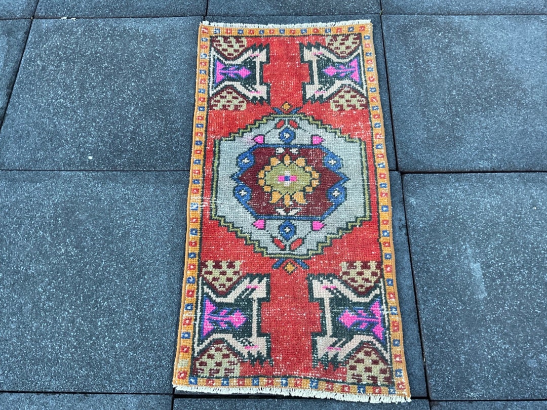 Handmade Wool Turkish Door Mat: Vintage Faded Rug (2x3 Ft) - Etsy