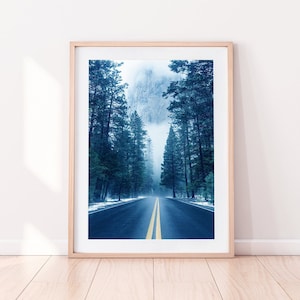 Wald-Druck, Blauer Wald Kunst Poster, Marine blau Wandkunst, Indigo Wald, offene Straße Druck, abstrakt, modern, Home Office Dekor, druckbare Kunst