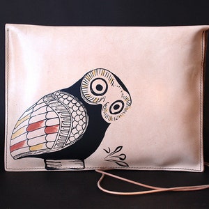 Cartera de piel tipo sobre / maletín-portafolio para tus documentos de trabajo, portátil, tablet / bolso de gran tamaño / bolso de negocios. Búho de Atenas