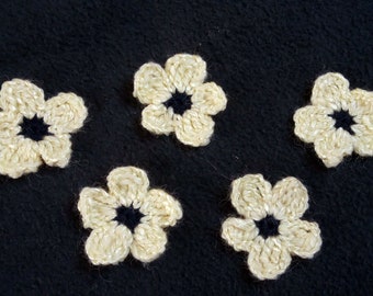 10 yellow crocheted crochet flowers - application,crochet flowers, lucky charms,patches
