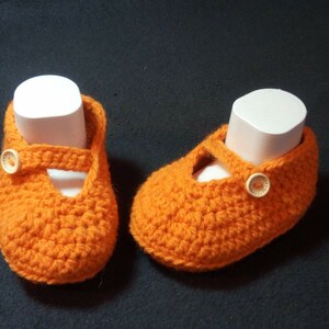 Baby shoes crocheted orange, handmade, sole length 11 cm, new - knitted / crocheted