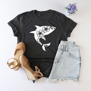 Shark shirt, Floral shark shirt, Shark lover shirt, Shark tee, animal lover shirt, beach shirt, Shark gifts, Cute Shark Shirt, summer shirt