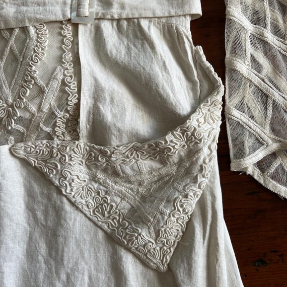 1910s/1920s Antique Linen and Lace Embroidered Dr… - image 5