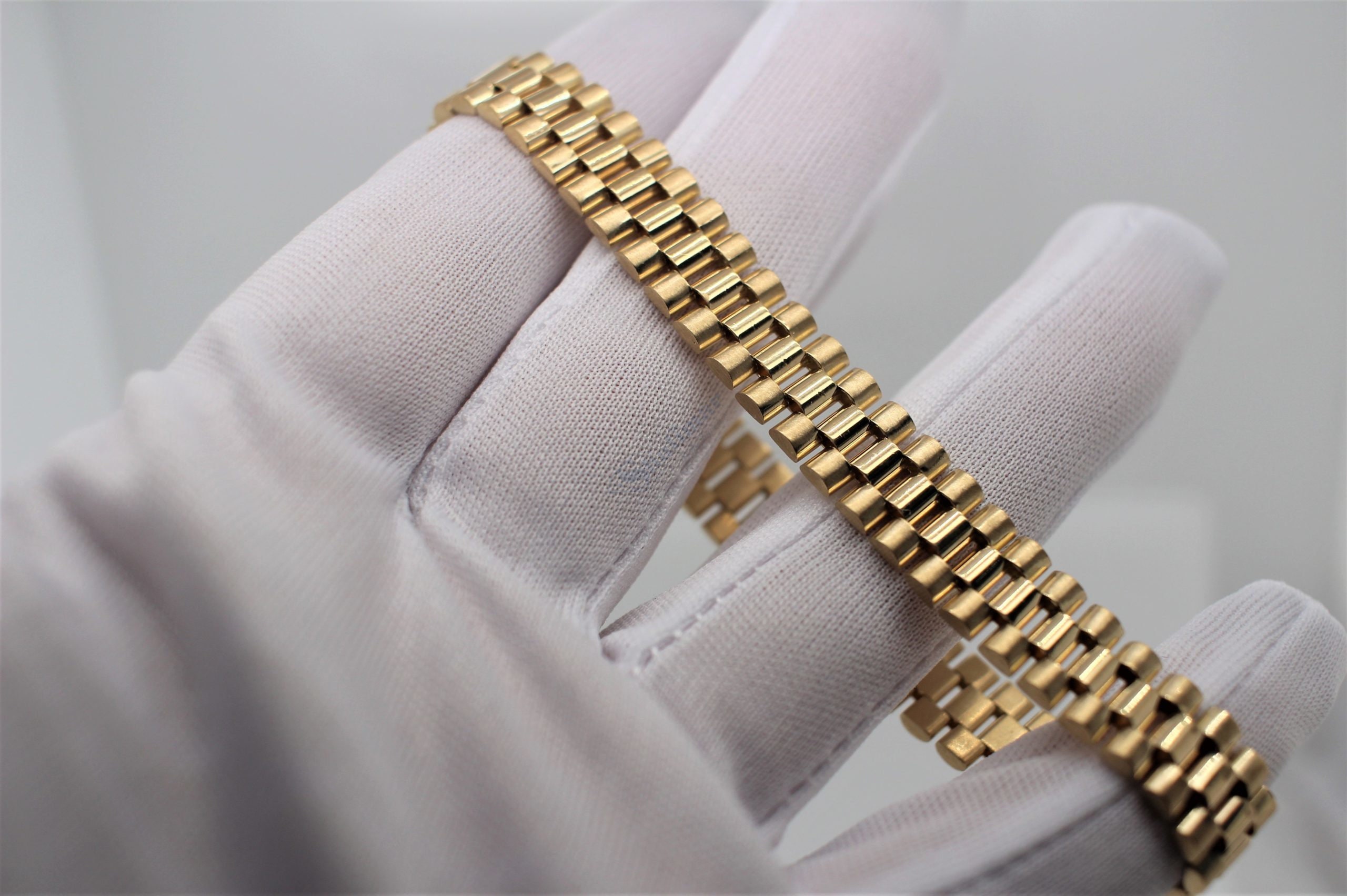 Details 77+ rolex gold bracelet for men latest - in.duhocakina