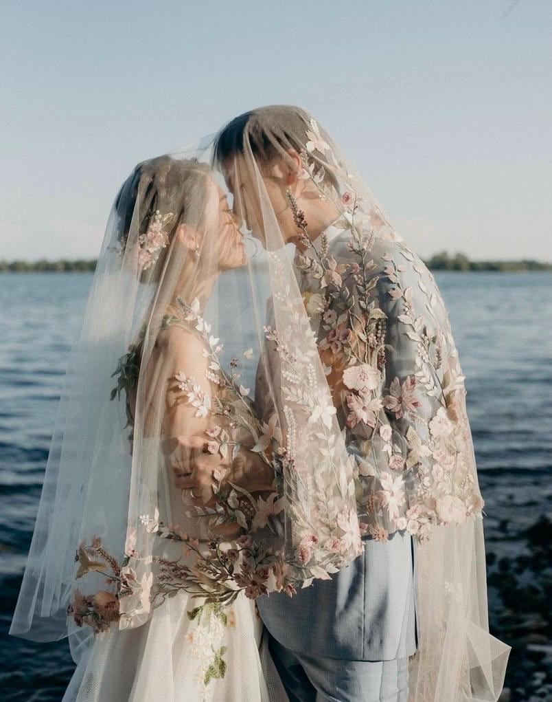 SAKURA - Delicate Wild Flower Embroidered Wedding Veil. 3D