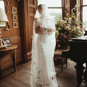 ORCHID - Embroidered flower and trailing vine wedding veil. Floral goddess veil. Cathedral chapel Flower veil.
