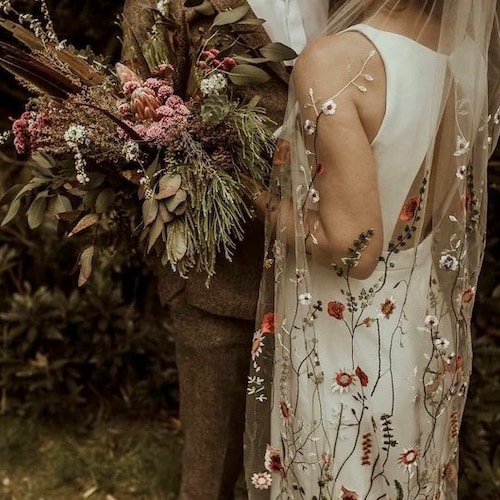 IRIS Secret Garden Bohemian Wedding Veil. Floral - Etsy