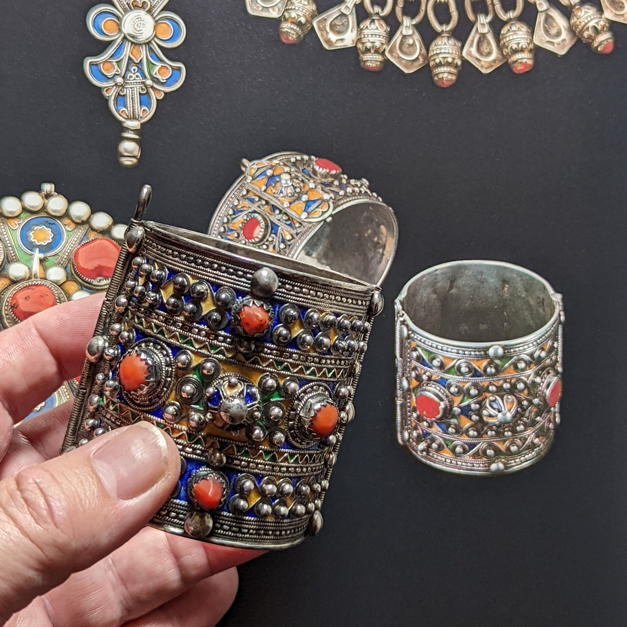 Old Hallmarked Kabyle Bracelet, Hinged Silver Kabylie Bracelet