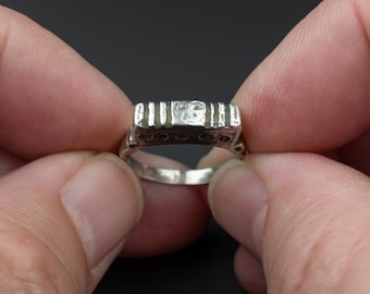 Vintage Tuareg Silver Ring, Amazigh (Berber) Jewellery, Size UK: N, US 6 3/4