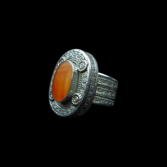 Old Turkmen Ring, Silver & Carnelian Ring, Turkme… - image 1
