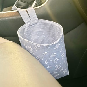 フック付き車用ゴミ箱 ベビーブルーフラワー | 車用ゴミ箱 | 車用整理用品 | 車用ゴミ袋 | 車用アクセサリー