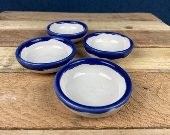 Small Bowls - set of 4