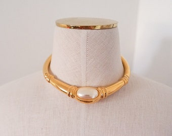 Collar de perlas de oro vintage firmado NAPIER