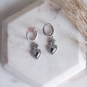 Silver Sacred Heart Earrings, Religious Jewelry Gift Set, Communion Gift for Girl, Silver Heart Jewelry, Religious Gift for Grandma