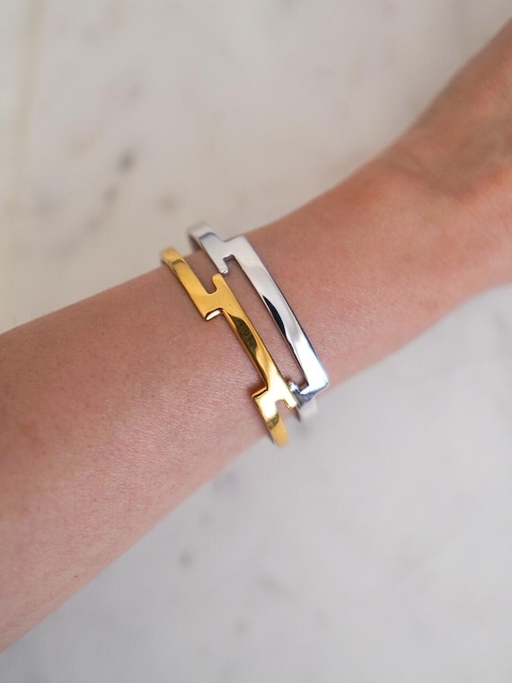 70s AVON Two-Tone Interlocking Bangles in Silver … - image 4