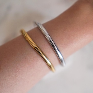 Vintage JOAN RIVERS Gold and Silver Thin Omega Chain Bangle Set, Vintage Bangles for Women
