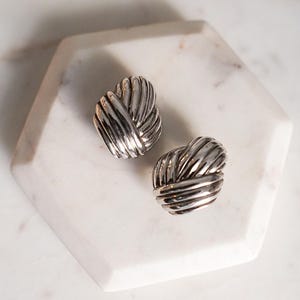 Vintage Silver Ribbed Clip-On Earrings: 1980s Costume Jewelry
