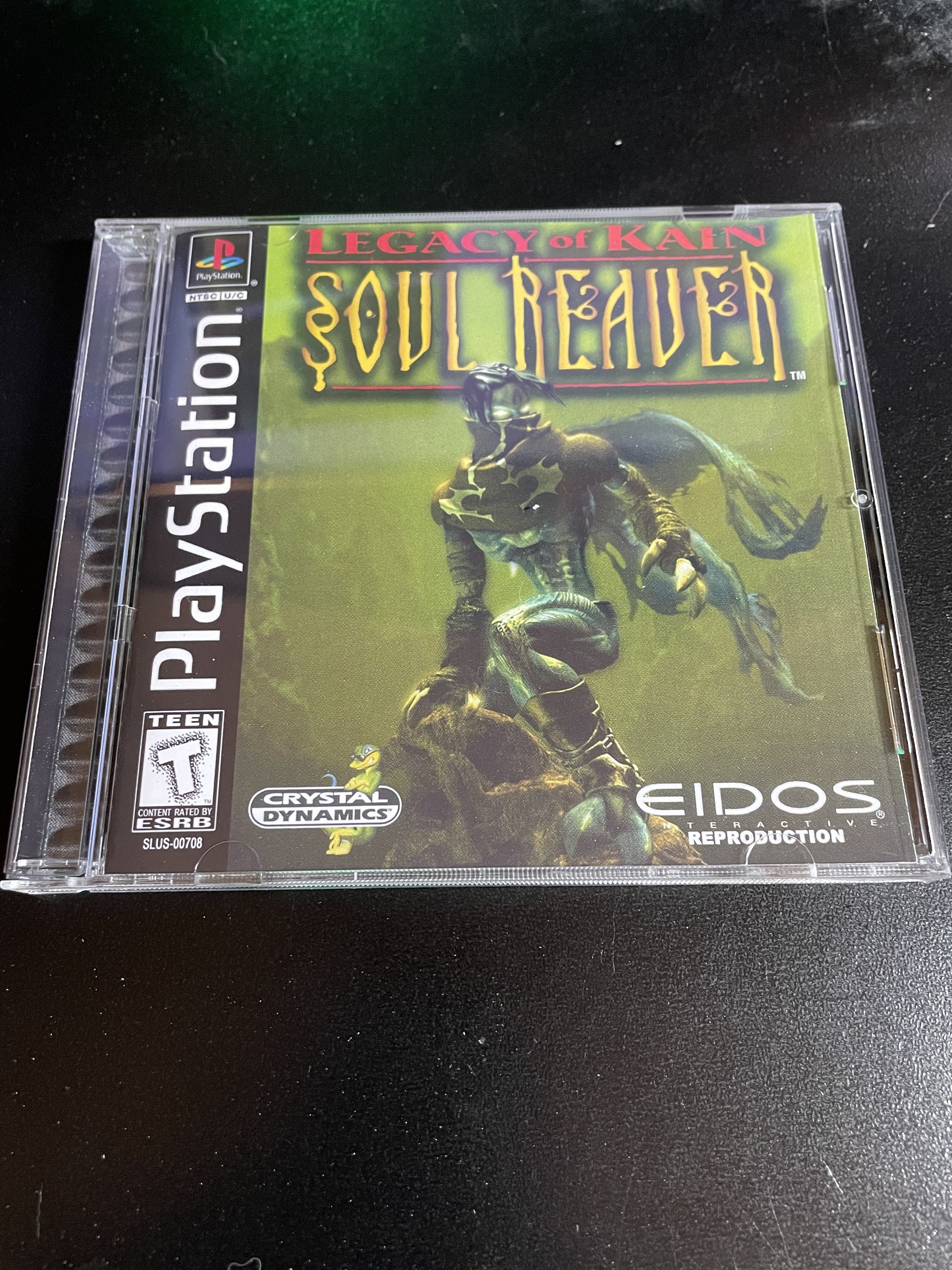 Cover art or packaging material from Legacy of Kain Soul Reaver 2☯️