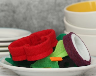 Felt Food Play Salad Set with Shredded Cheese, Pepper, Black Olives, and Onion