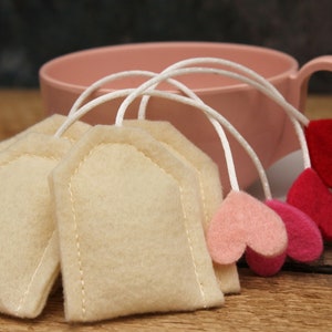 Felt Food Play Tea Bags, set of 4 with Hearts, Educational Toy, Valentine's Day Gift