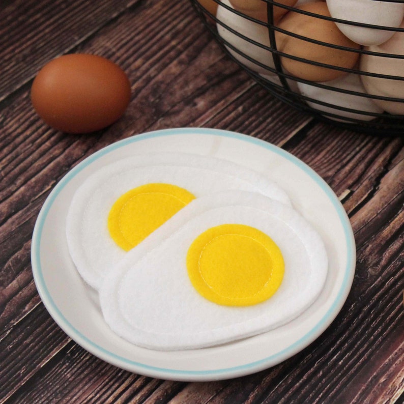Felt Food Fried Eggs, set of 2, Pretend Play Breakfast Food, Toy Kitchen Foods, Kids Toy, Play Restaurant, Educational Toy, Imagination Play image 3