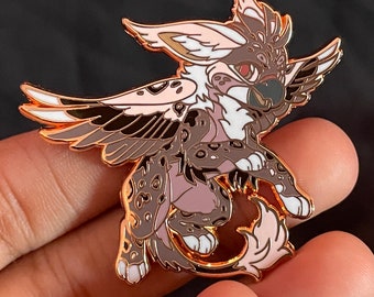 Pin Fursona n.° 1208, "Agua de rosas" (Adoptación de Griffin n.° 32)