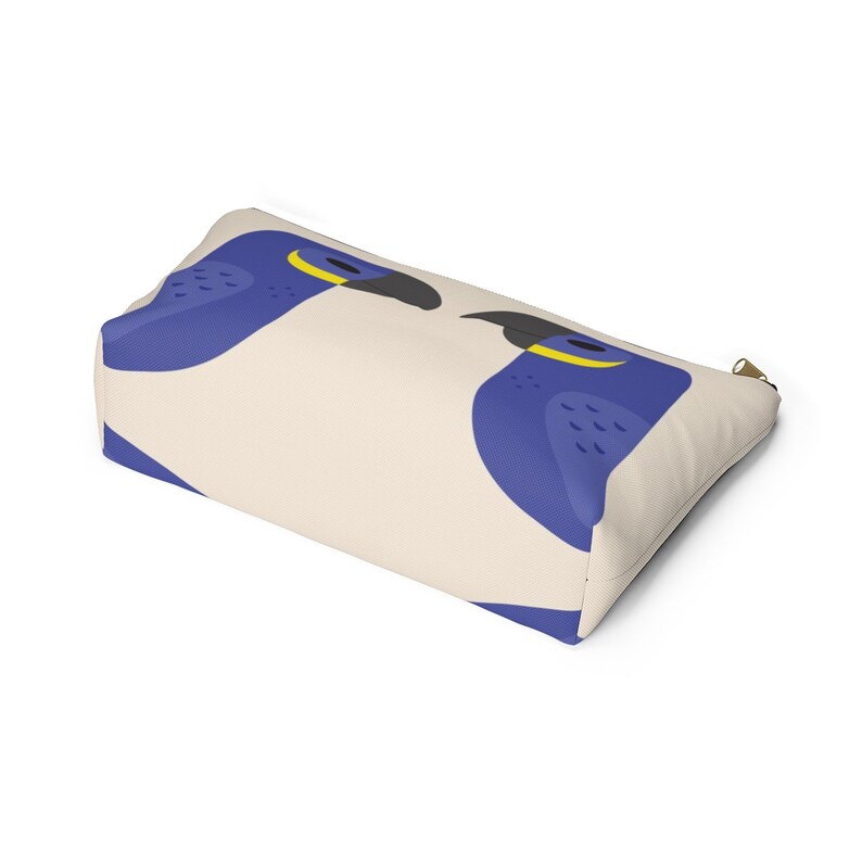 Hyacinth Macaw Carry All Pouch