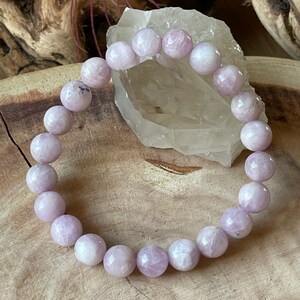 Natural Madagascar kunzite Bead Bracelets, Chakra Healing, Beaded bracelets