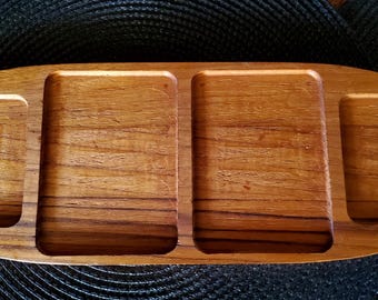 MCM Danish Teak Serviertablett mit Glaseinsätzen