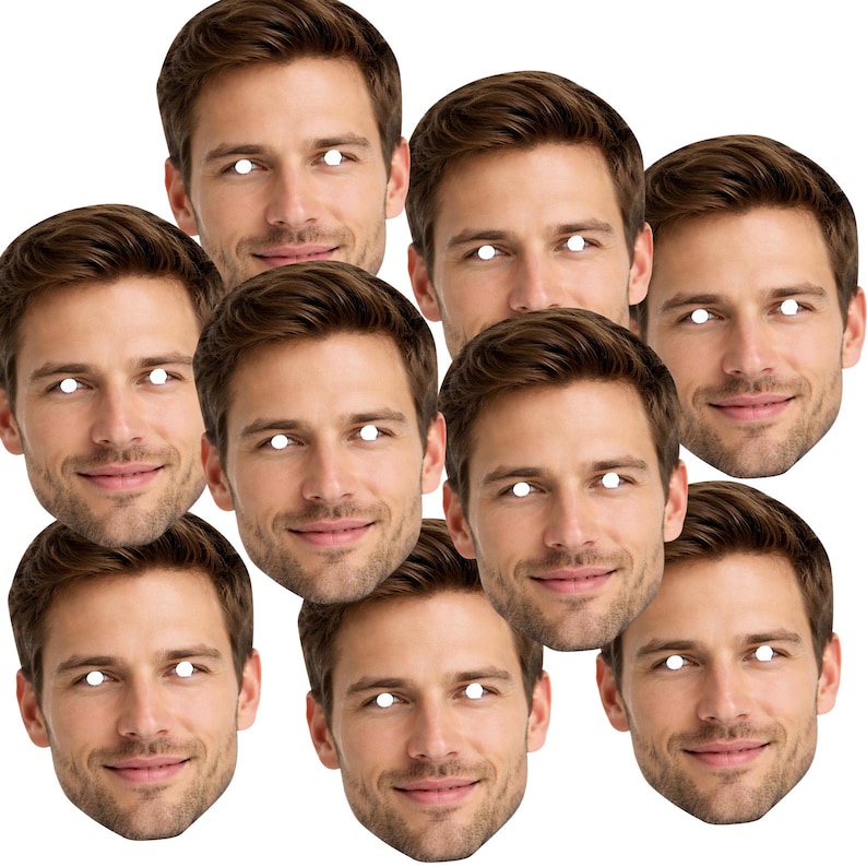 Puede incluir: Una colecci&oacute;n de m&aacute;scaras faciales que representan a un hombre sonriente con cabello casta&ntilde;o y tez clara. Cada m&aacute;scara tiene recortes blancos para los ojos. Las m&aacute;scaras est&aacute;n dispuestas en grupo, algunas superpuestas.